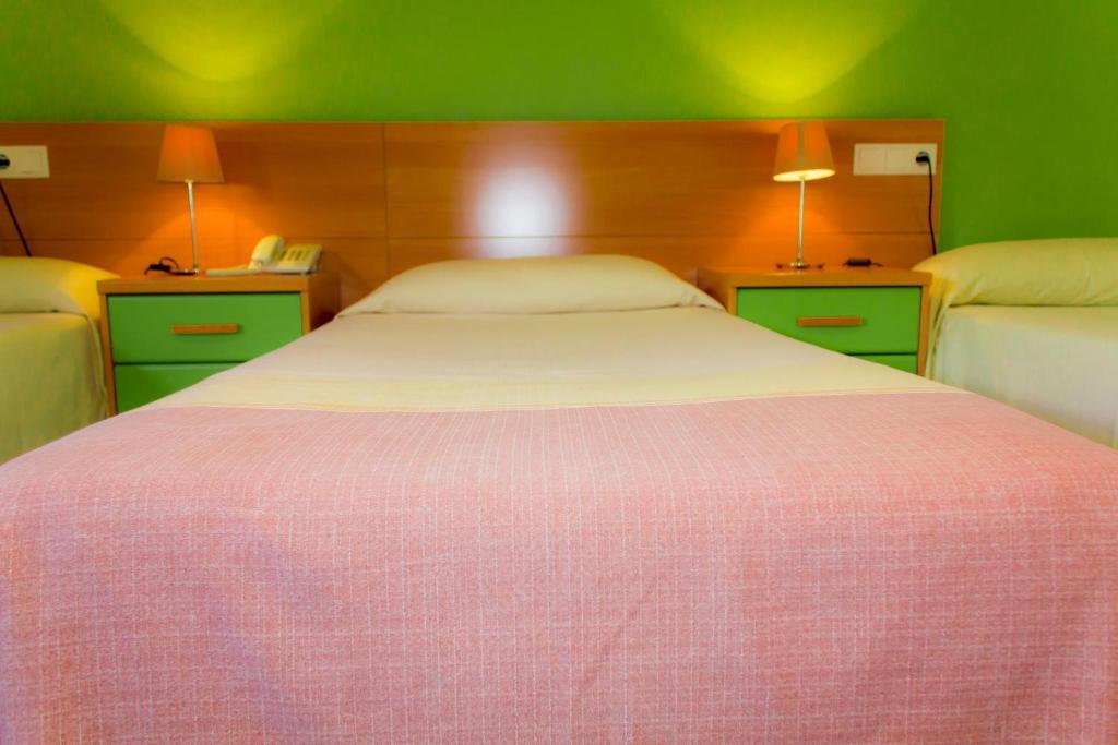 Hotel Restaurante Caracho Corella Pokoj fotografie